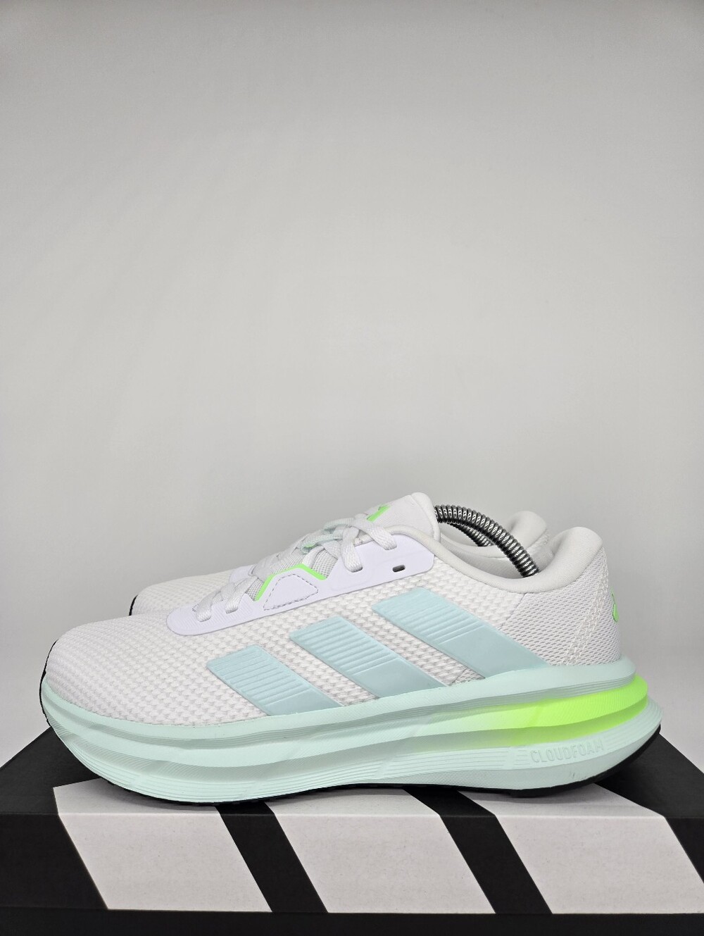 adidas Women's Galaxy 7 JQ2610 Cloud White Halo Mint Lime Running Shoes Size 8